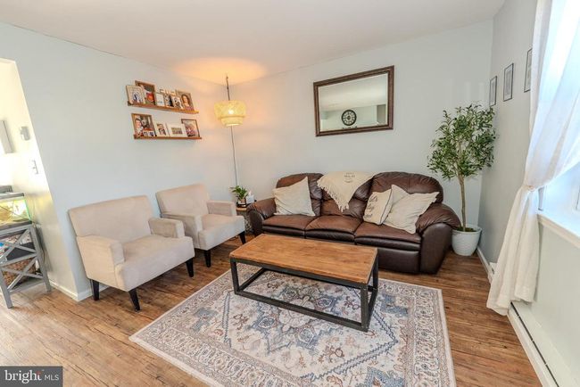 522 Colonial Dr, Townhouse with 3 bedrooms, 1 bathrooms and null parking in EAST GREENVILLE PA | Image 4