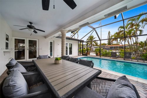 2031 Sw 22nd Ave, Fort Lauderdale, FL, 33312-4564 | Card Image