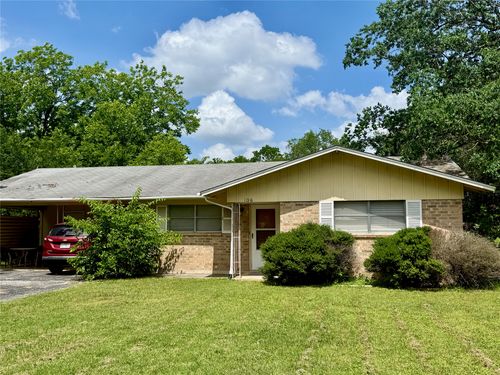 106 San Jacinto Street, Lockhart, TX, 78644 | Card Image