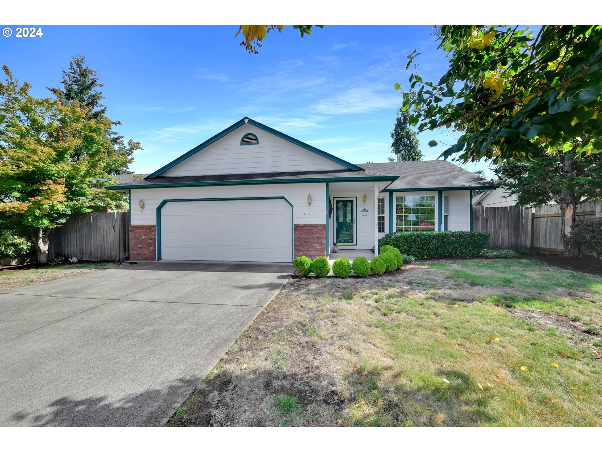 Creswood Loop, Creswell, OR 97426