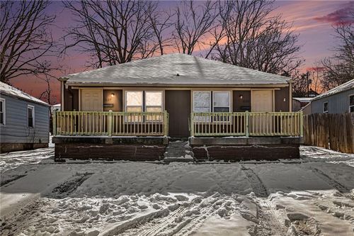 1137 Oakland Ave, Kansas City, KS, 66102-2959 | Card Image