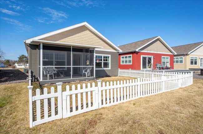 66 Country Club Ln, Townhouse with 3 bedrooms, 2 bathrooms and null parking in Cloquet MN | Image 22