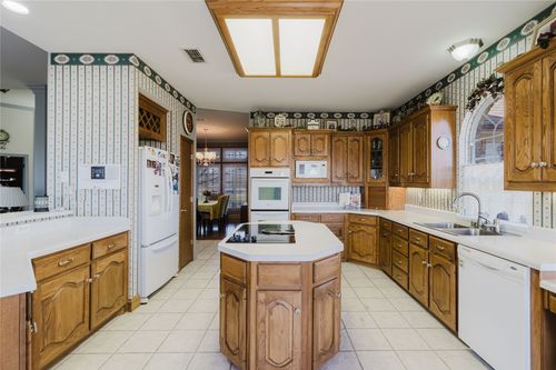 130 Blazek Rd, Ennis, TX, 75119-0819 | Card Image