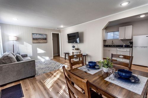 500 Burchwood Bay Rd, Hot Springs, AR, 71913-7132 | Card Image