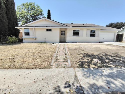 2177 Madrone St, Simi Valley, CA, 93065-2660 | Card Image