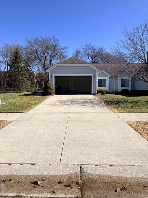 36-100 Aberdeen Dr, Flushing, MI, 48433-2660 | Card Image