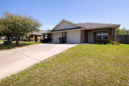 a-and-b-515 Olaf Dr, Temple, TX, 76504-2150 | Card Image