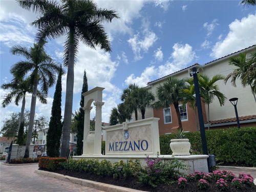 apt-1103-9825 Baywinds Dr, West Palm Beach, FL, 33411-1888 | Card Image