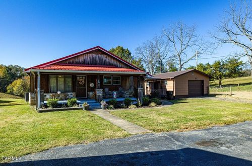 289 Haw Ridge Rd, Piney Flats, TN, 37686-3415 | Card Image