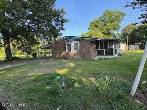 Leggetts Ln, Williamston, NC 27892