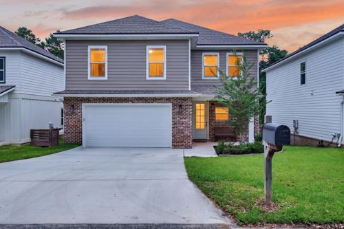 604 Ivy Ave, Niceville, FL, 32578-1356 | Card Image