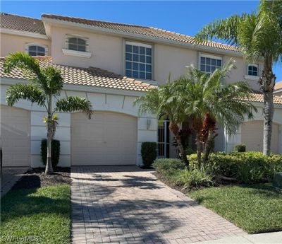 1316 Weeping Willow Court, Townhouse with 2 bedrooms, 2 bathrooms and null parking in Cape Coral FL | Image 3