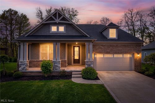 116 Orange Lake Dr, Chagrin Falls, OH, 44022-1567 | Card Image