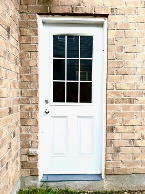 {{alt}} | Card Image