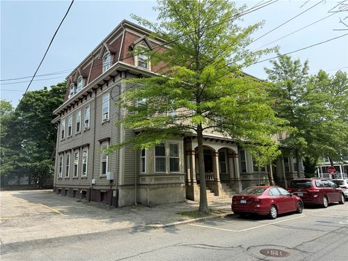 339 Thayer St, Providence, RI, 02906-1562 | Card Image