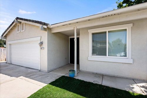 8077 Goran Ct, Sacramento, CA, 95828-6759 | Card Image