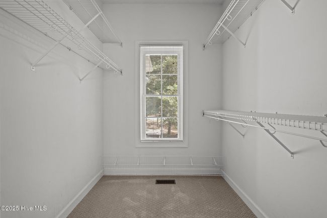 Primary Suite | Image 17
