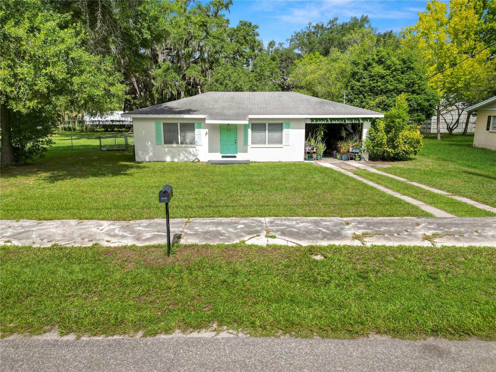French Ave, Fort Meade, FL 33841