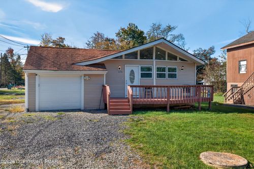1119 Knollwood Dr, Tobyhanna, PA, 18466-3627 | Card Image