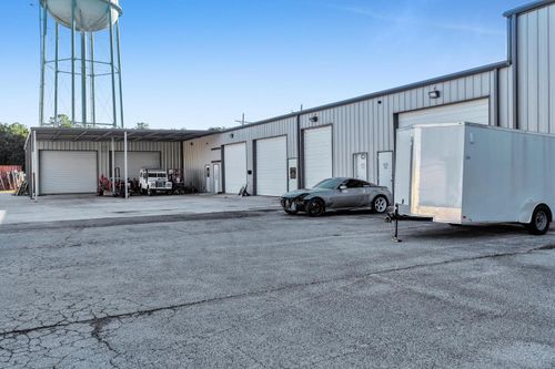 55 W Chance Rd, Lumberton, TX, 77657-7103 | Card Image