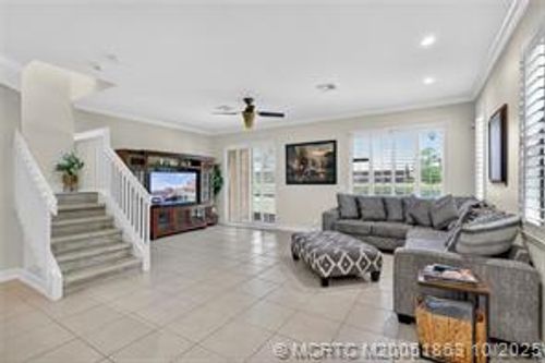 126 Se Crestwood Cir, Stuart, FL, 34997-7438 | Card Image