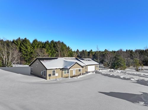 577 Grouse Dr, Kalkaska, MI, 49646-8365 | Card Image