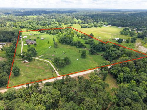 40 Stewart Rd, New Waverly, TX, 77358-4409 | Card Image