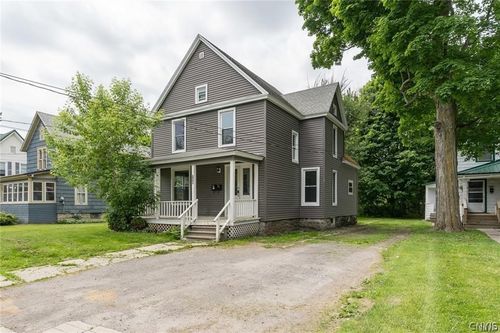 125 N Hamilton St, Watertown, NY, 13601-3057 | Card Image