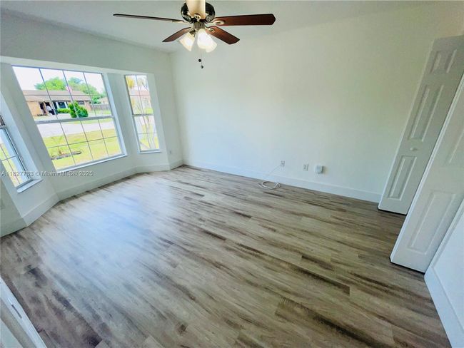 272 Sw Oakridge Dr, House other with 4 bedrooms, 2 bathrooms and null parking in Port St. Lucie FL | Image 7