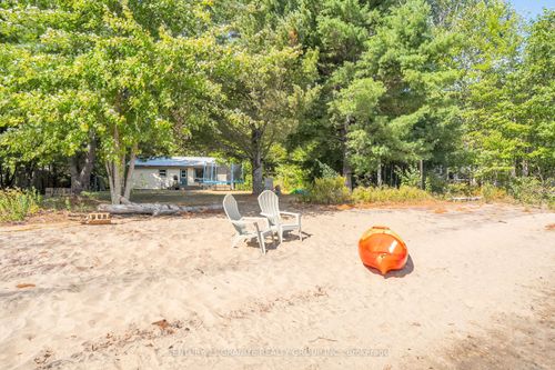 920 Papineau Lake Rd, Maple Leaf, ON, K0L2R0 | Card Image
