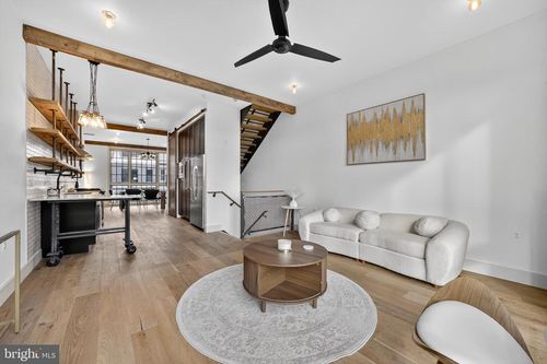 2w-774 Girard St Nw, WASHINGTON, DC, 20001-5361 | Card Image