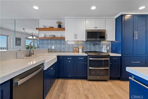 208-2700 E Panorama Dr, Signal Hill, CA, 90755 | Card Image
