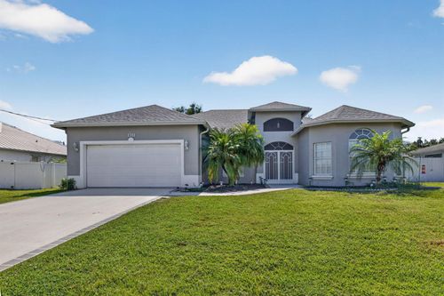 1711 Se Fairfield St, Port St. Lucie, FL, 34983-4667 | Card Image