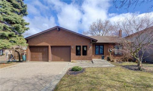 156 Candlewood Crescent, Waterloo, ON, N2L5T4 | Card Image