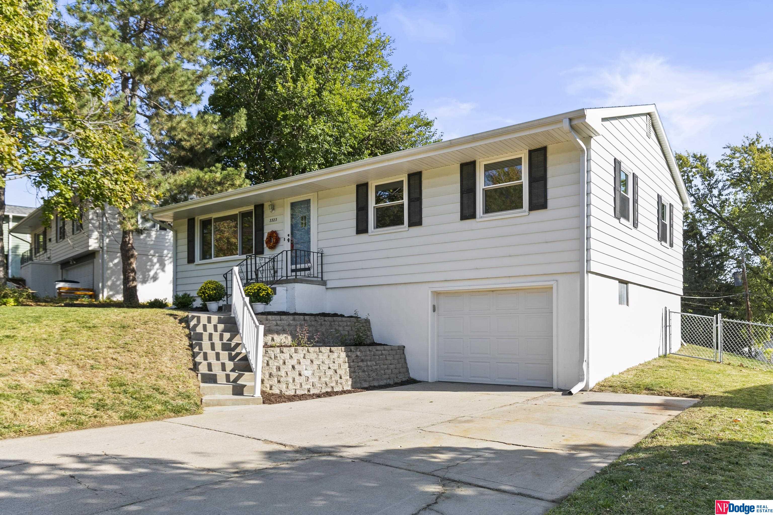 127th St, Omaha, NE 68144