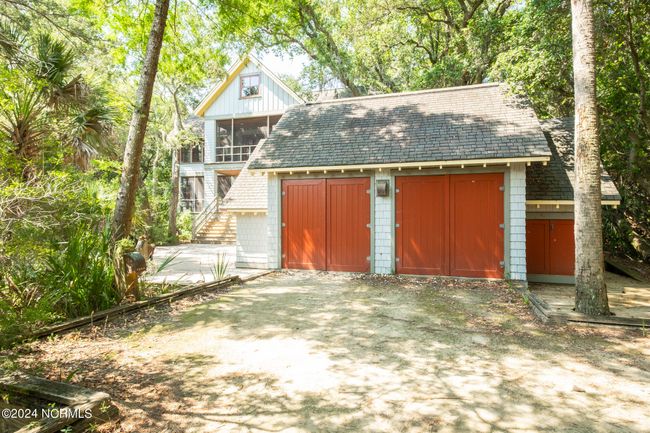 206 N Bald Head Wynd, House other with 3 bedrooms, 4 bathrooms and 2 parking in Bald Head Island NC | Image 40