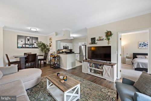 2111-4550 Strutfield Ln, ALEXANDRIA, VA, 22311-4972 | Card Image