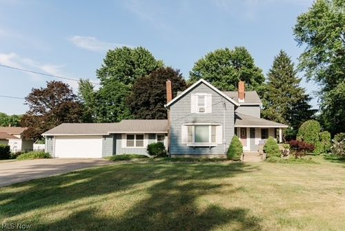 7059 Hopkins Rd, Mentor, OH, 44060-4452 | Card Image