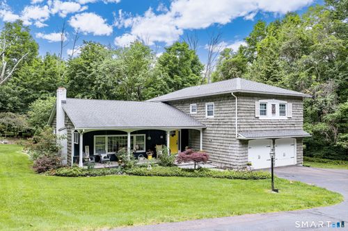 64 Parker Rd, Somers, CT, 06071-2220 | Card Image