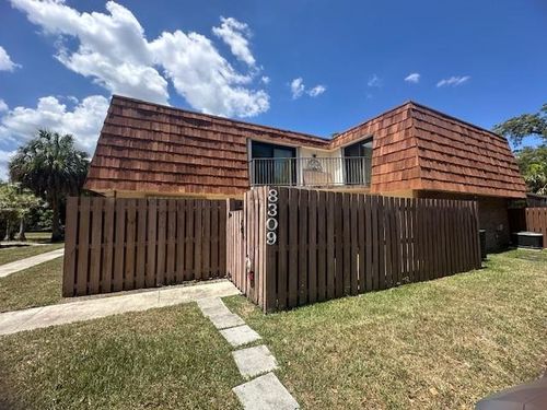 8309 N Coral Cir, North Lauderdale, FL, 33068-4115 | Card Image