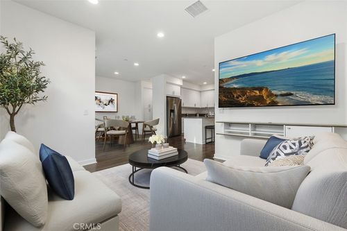 344 Stillwater Ct, Santee, CA, 92071-5865 | Card Image