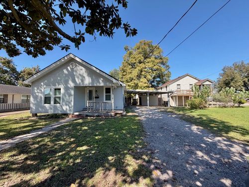 2102-13th-st-2106 13th St, Port Neches, TX, 77651-3829 | Card Image
