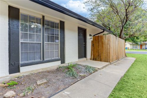 a-10611 Golden Quail Dr, Austin, TX, 78758-4622 | Card Image