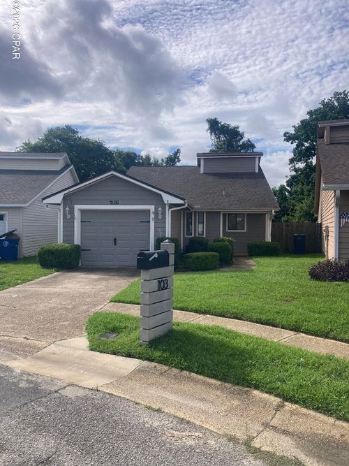 103 Ridgecrest Ct, Panama City, FL, 32405-9377 | Card Image
