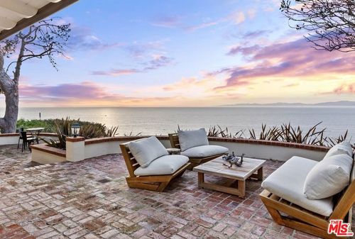 1115 Palos Verdes Dr W, Palos Verdes Estates, CA, 90274-1803 | Card Image