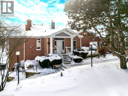 4-341 George St N, Cambridge, ON, N1S4X7 | Card Image