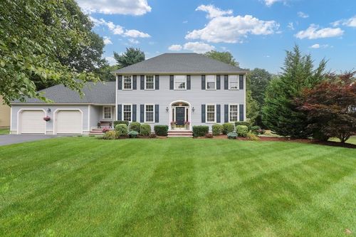 54 Village Cir, Taunton, MA, 02780-4378 | Card Image