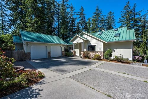 17340 Maple Ln, La Conner, WA, 98257-8958 | Card Image