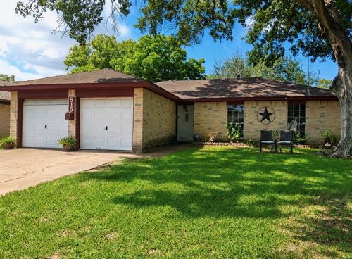 815 Redway Ln, Houston, TX, 77062-4220 | Card Image
