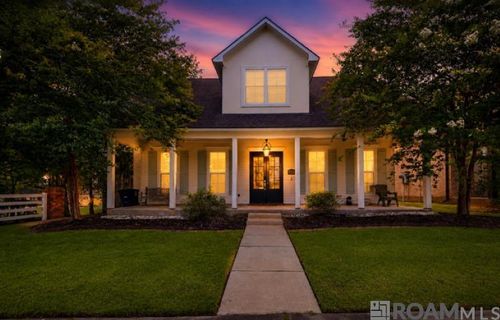 15668 Green Trails Blvd, Baton Rouge, LA, 70817-3158 | Card Image